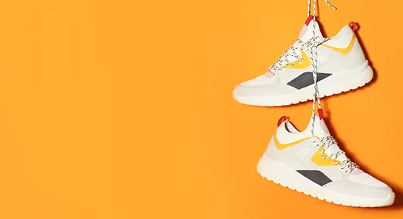LES SNEAKERS